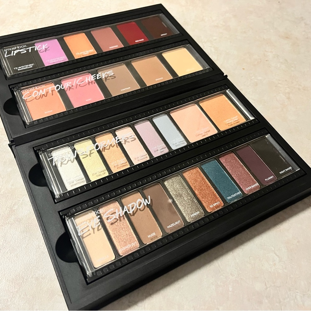 NWOT SMASHBOX MASTERCLASS PALETTE EYESHADOW BLUSH CONTOUR AND LIPSTICK
